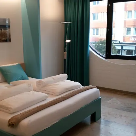 Apartment 7